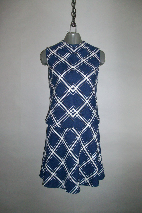 CARLETTE // Rayon Linen Dress // Drop Waist // Large Plaid by lindaowen 