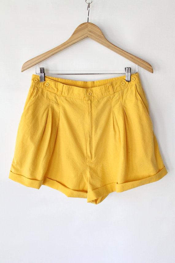 Vintage 80s Yellow Cotton Pleated Summer Shorts // Women's High Waisted Shorts by vauxvintage