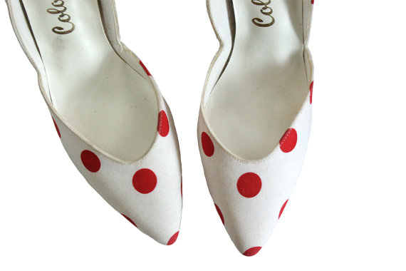 Vintage polka dot pumps / eighties - do - fifties canvas high heels with red polka dots / Size 8 by PrettyOldGoods