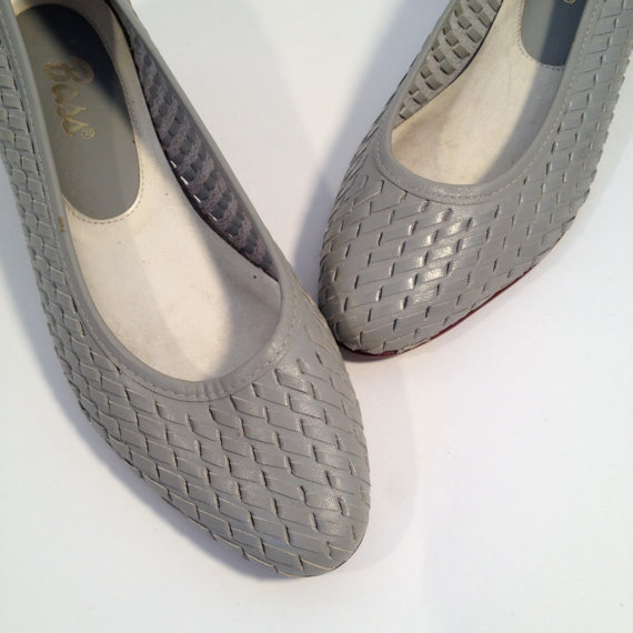 vintage 80s bass dove gray woven leather wedges 6