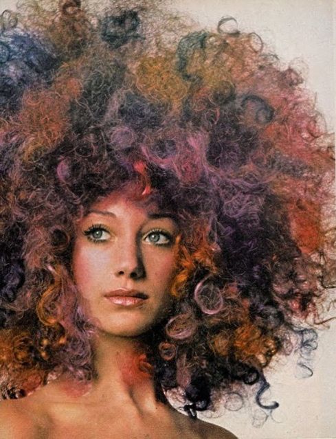 Marisa Berenson photographed by sister Berry Berenson for Vogue, October 1970.